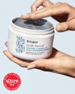 Briogeo Scalp Revival™ Charcoal + Coconut Oil Micro-exfoliating Shampoo 236ml - Image 2